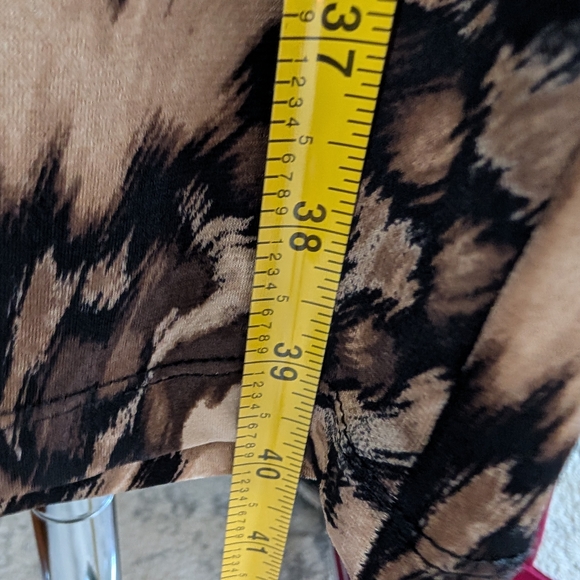 Leopard Print Sleeveless Dress - Picture 9 of 9